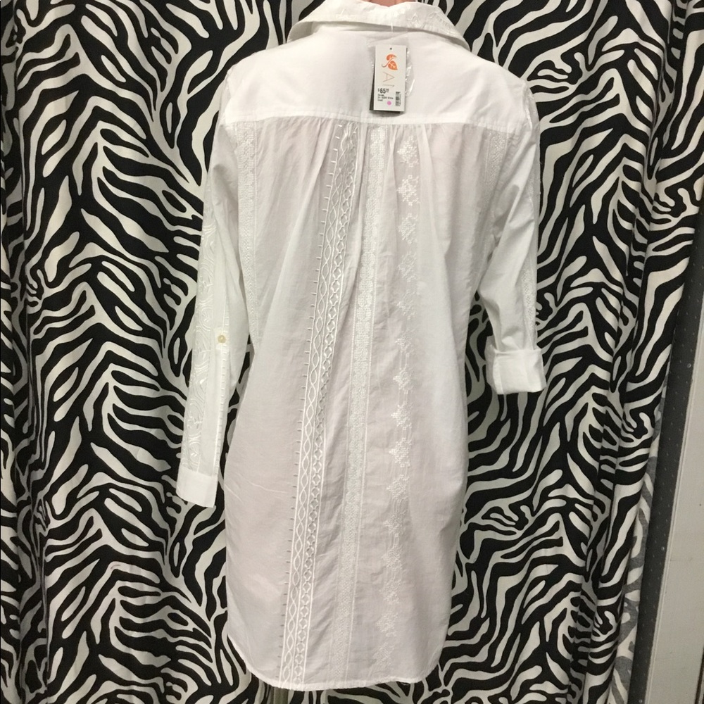 Blouse - Picture 7 of 8